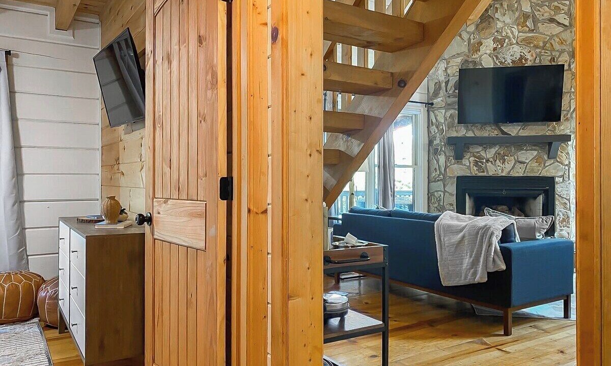 Photo of Bedroom in Hidden Lake