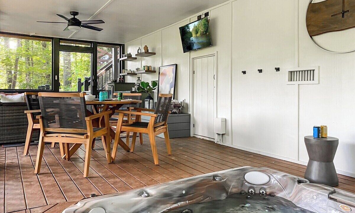 Photo of Others in Hidden Lake