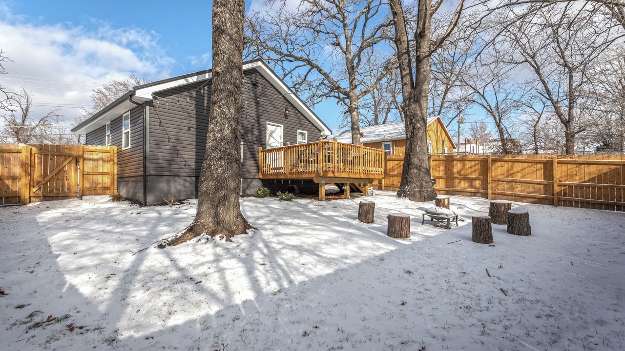 Photo of Patio Balcony in Waynesville