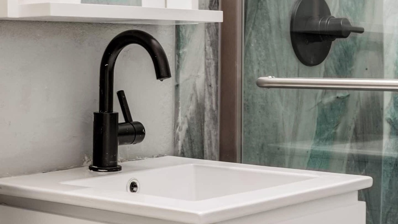 Photo of Bathroom in Country Club Plaza Area