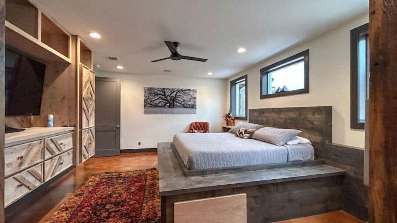 Photo of Bedroom in Vanderpool