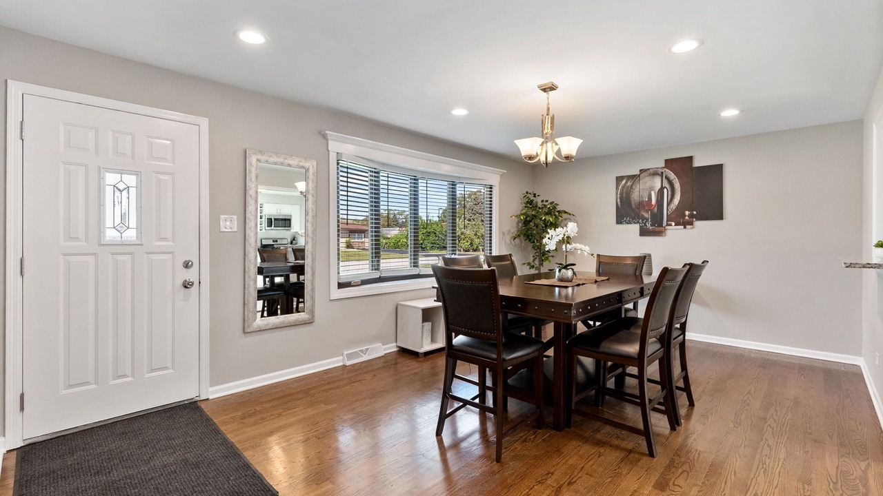 Photo of Others in Oak Lawn