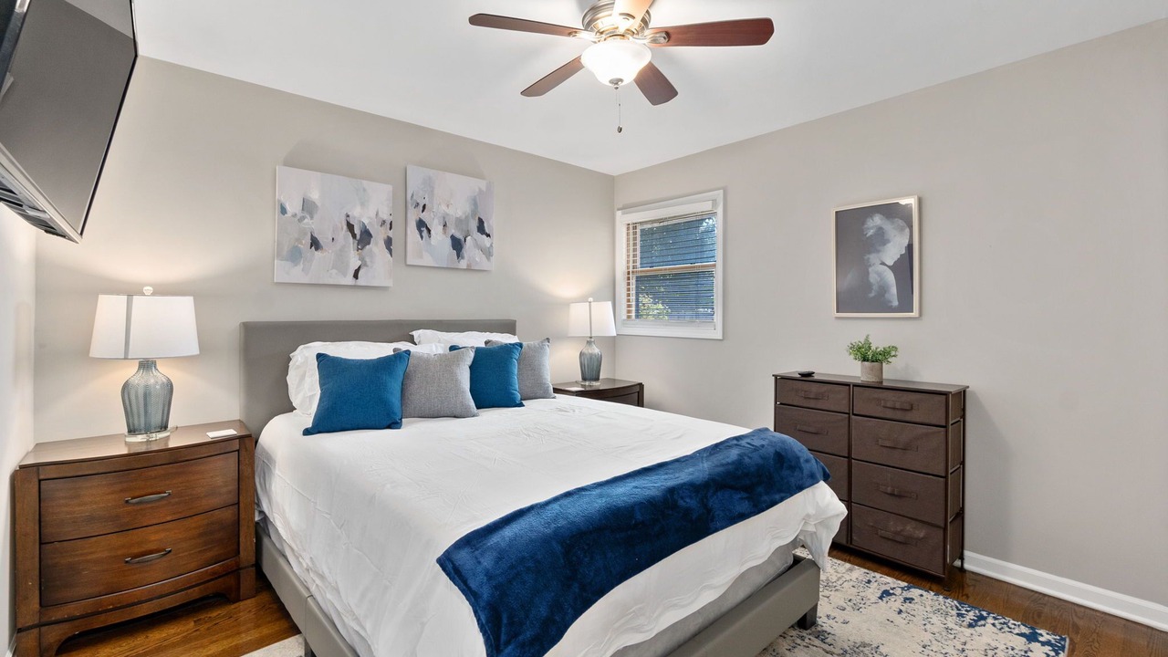 Photo of Bedroom in Oak Lawn