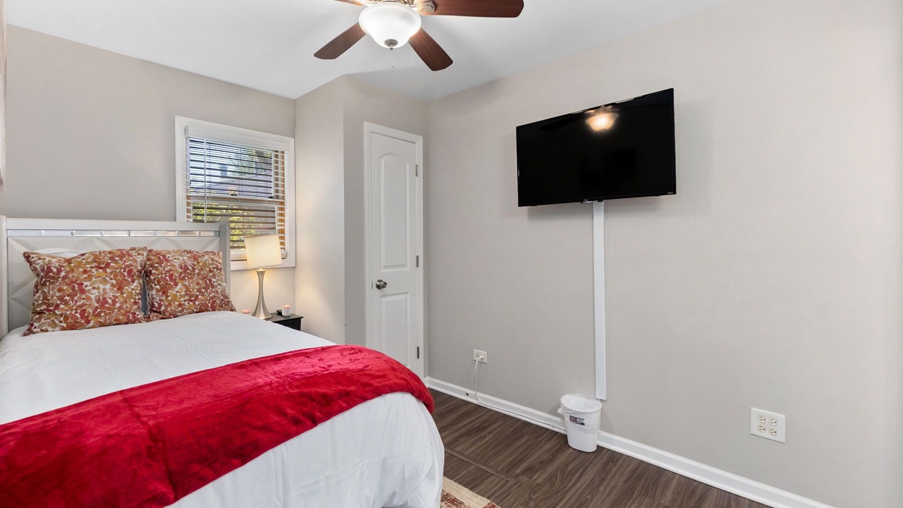 Photo of Bedroom in Oak Lawn