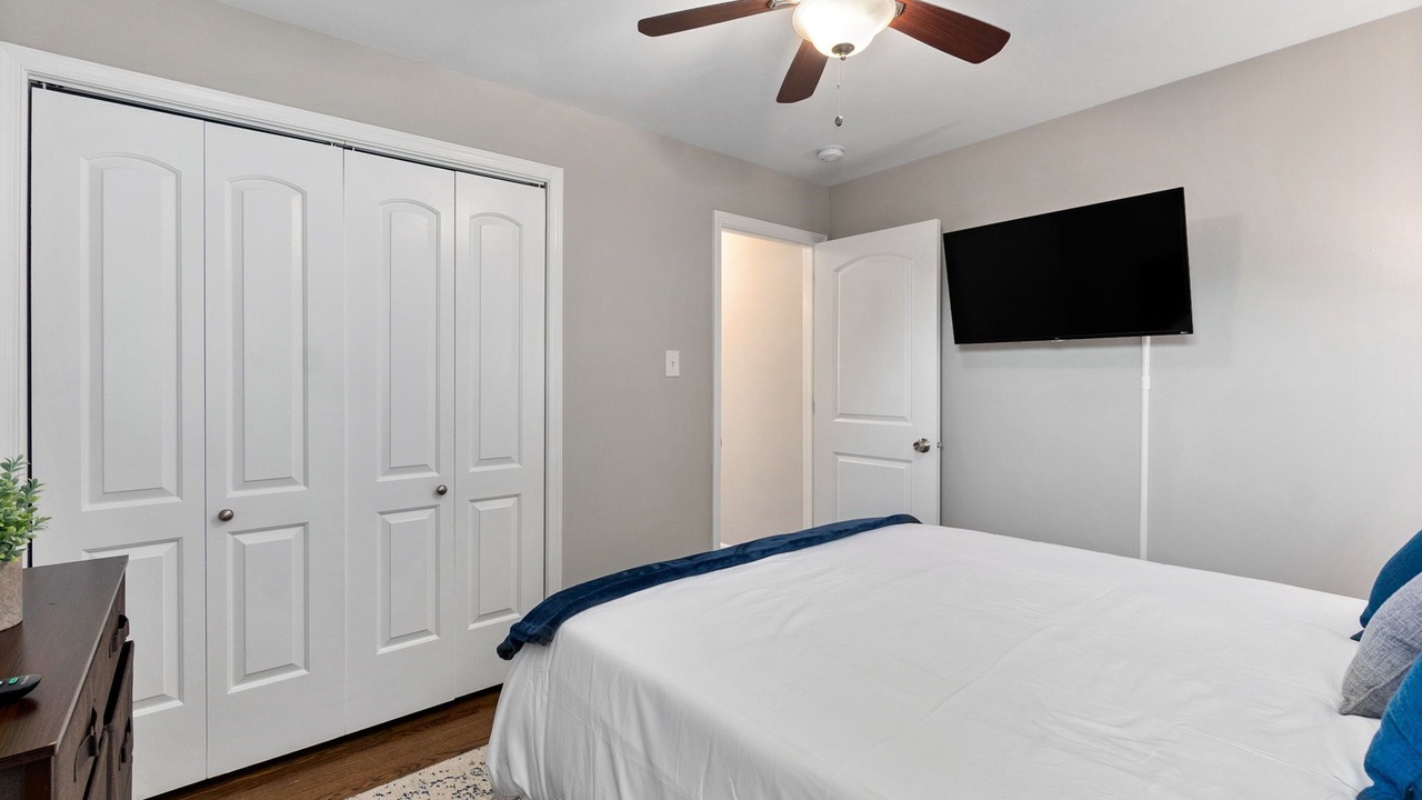 Photo of Bedroom in Oak Lawn