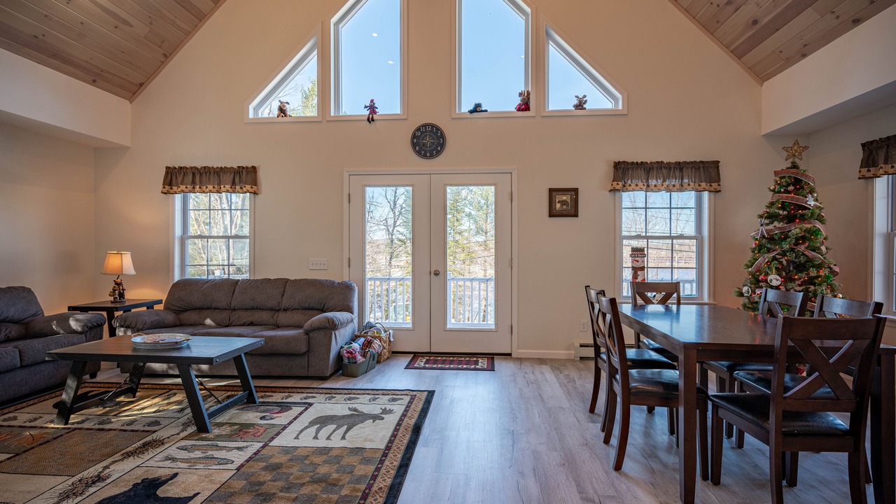 Photo of Livingroom in Town of Webb
