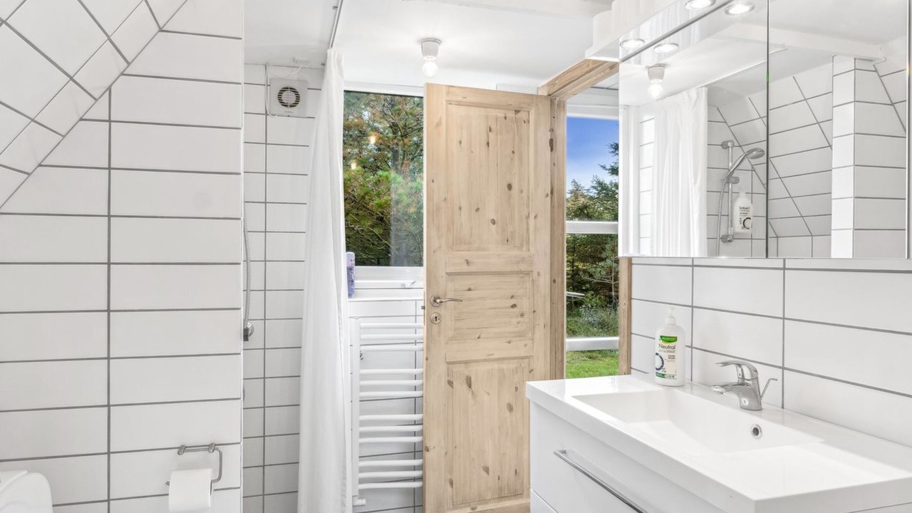 Photo of Bathroom in Saltum