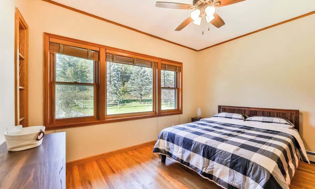 Photo of Bedroom in Jewett Center