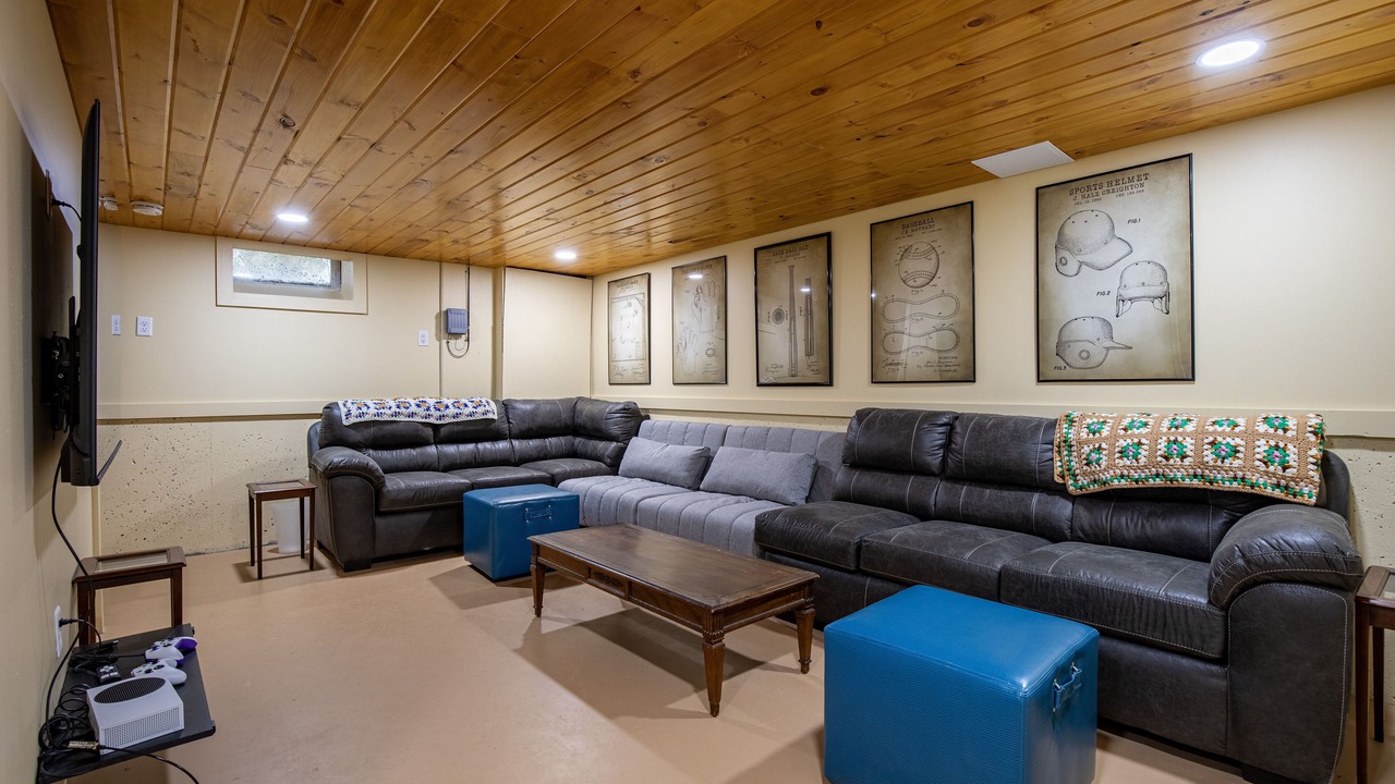 Photo of Bedroom in Oneonta