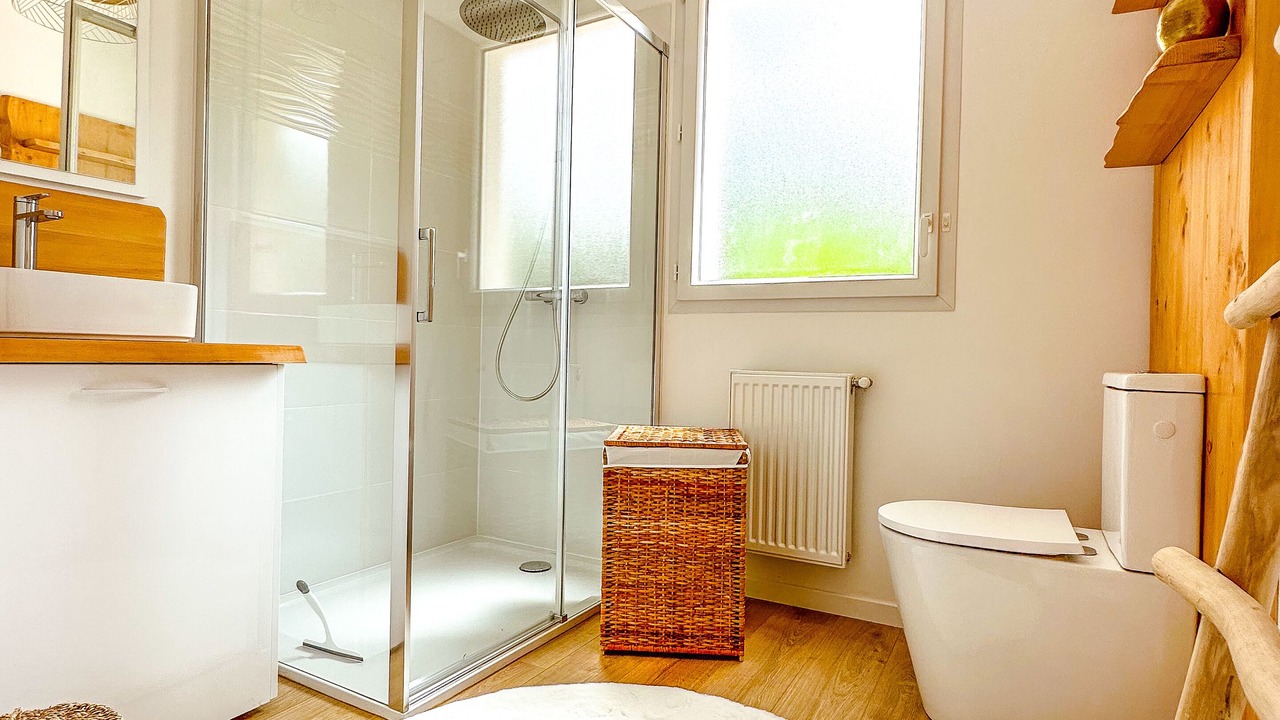 Photo of Bathroom in Criquebeuf-sur-Seine