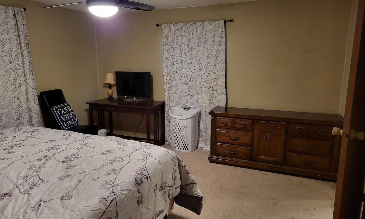 Photo of Bedroom in Moodys