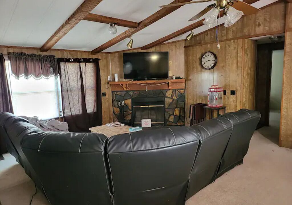 Photo of Livingroom in Moodys