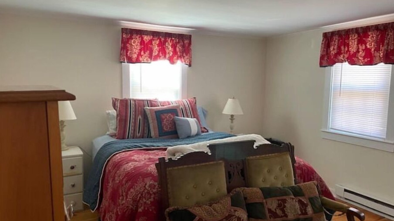 Photo of Bedroom in Brewster