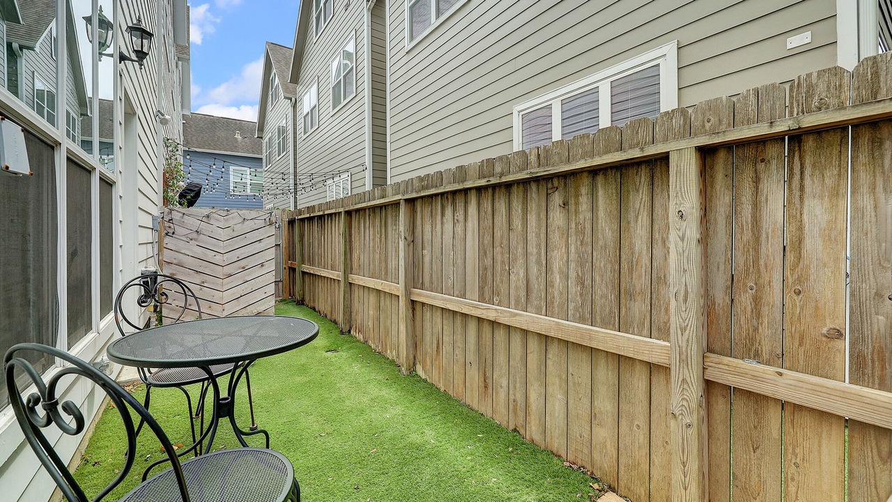 Photo of Outdoor in Shady Acres