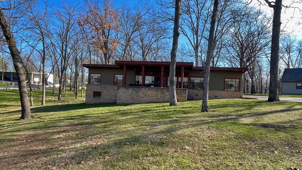 Photo of Outdoor in Cleora