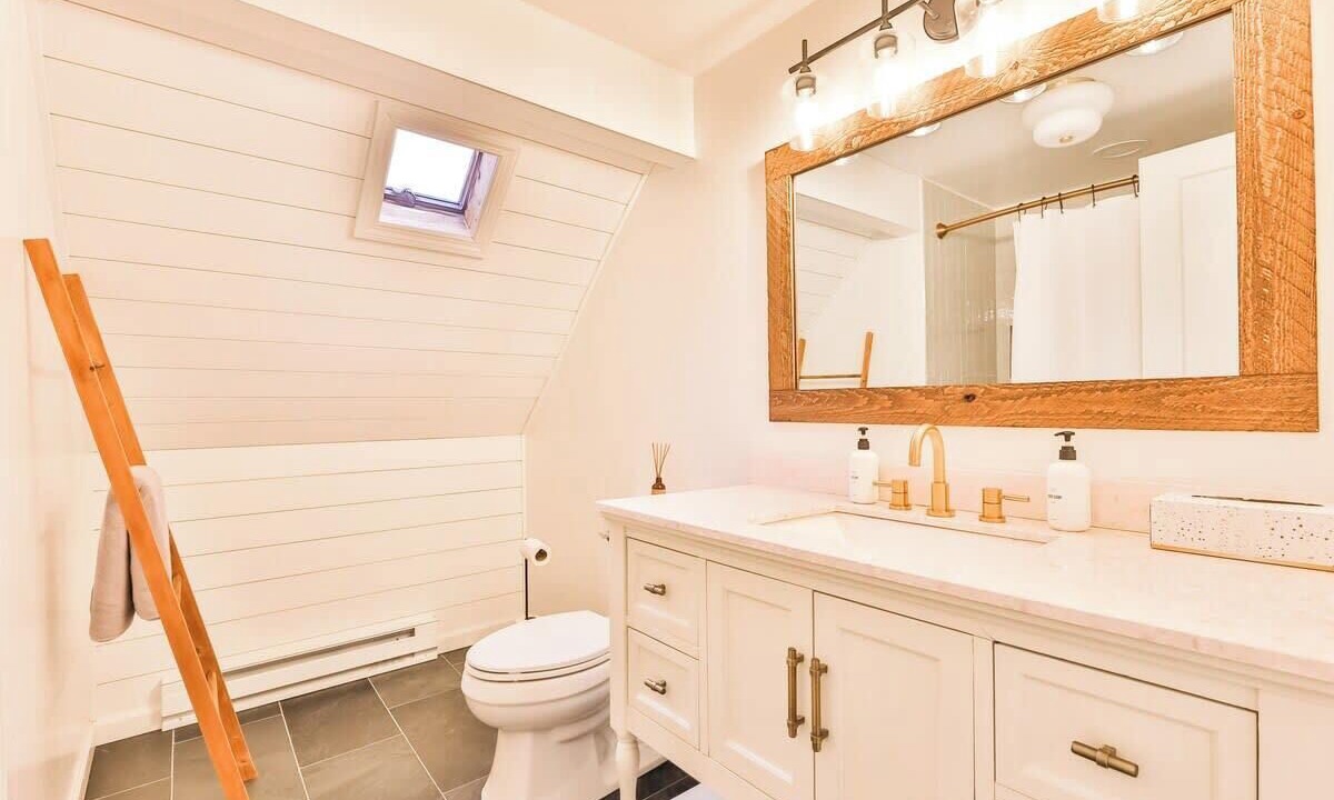 Photo of Bathroom in Jewett