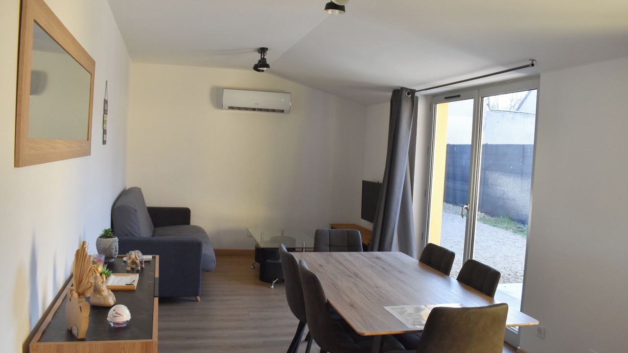 Photo of Livingroom in Auxerre