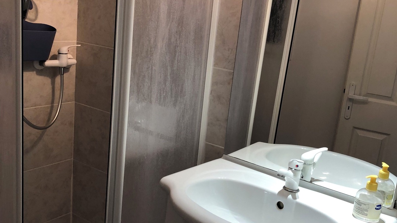 Photo of Bathroom in Llauro