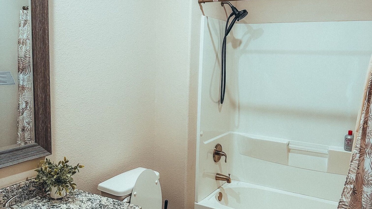 Photo of Bathroom in Magnolia