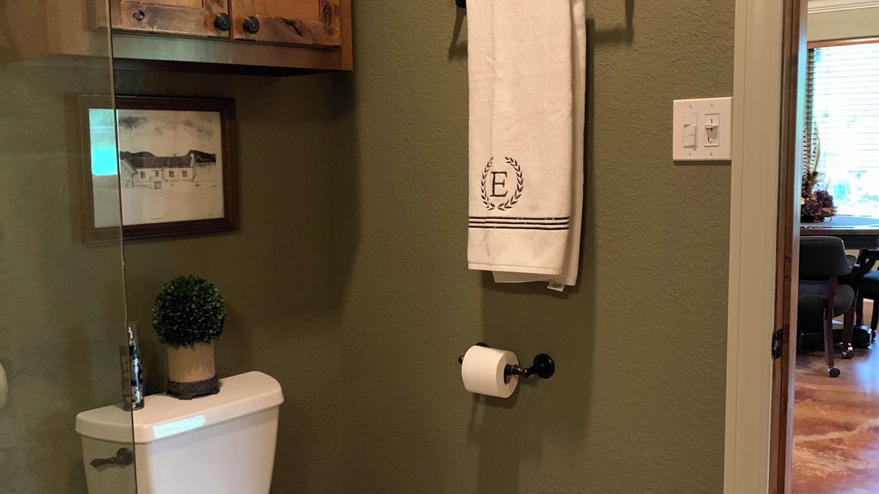 Photo of Bathroom in Friendswood