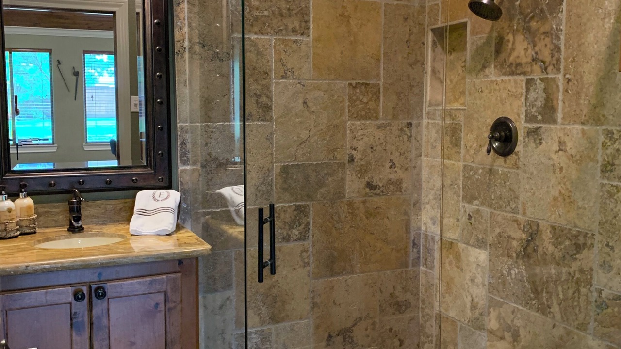 Photo of Bathroom in Friendswood