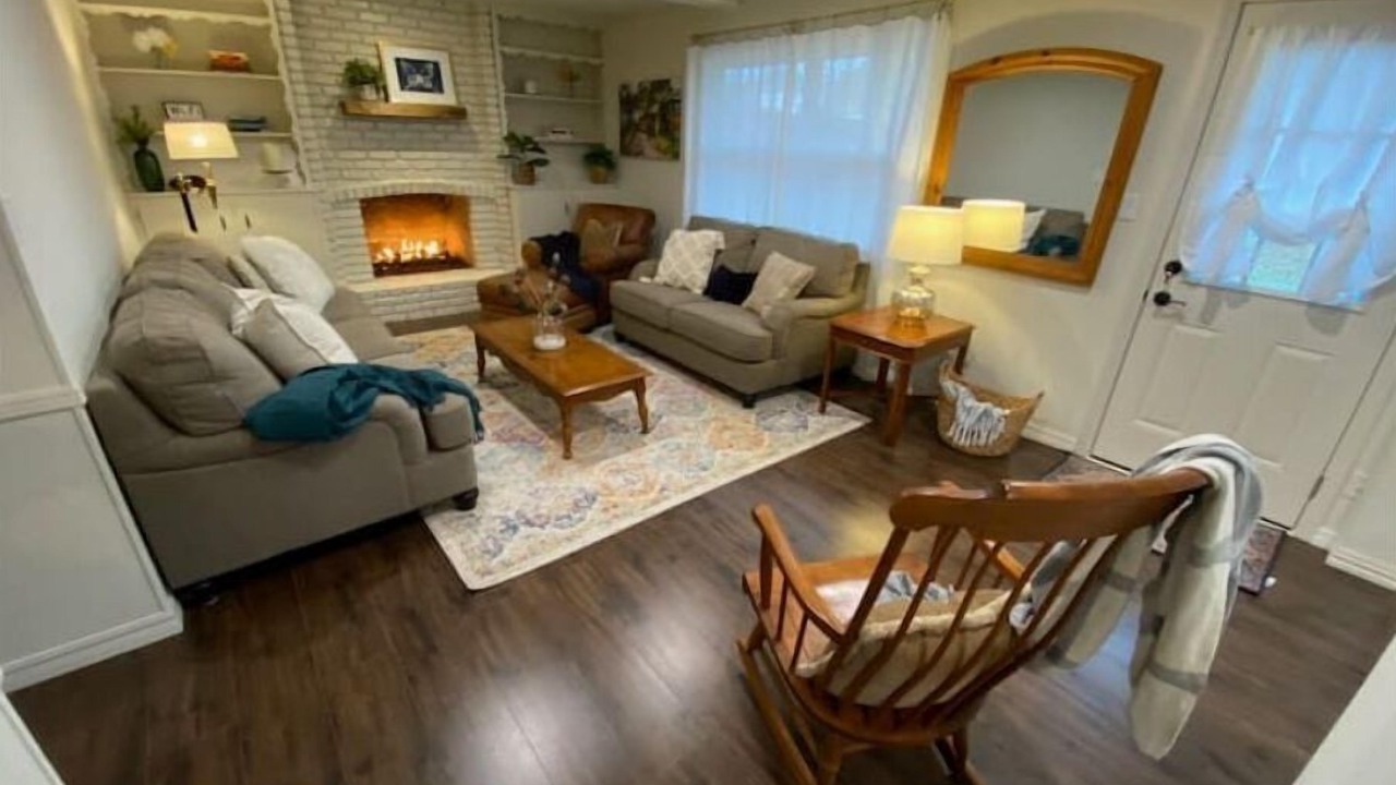 Photo of Livingroom in South Tulsa