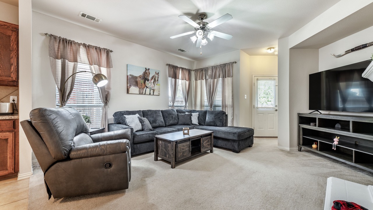 Photo of Livingroom in Keller