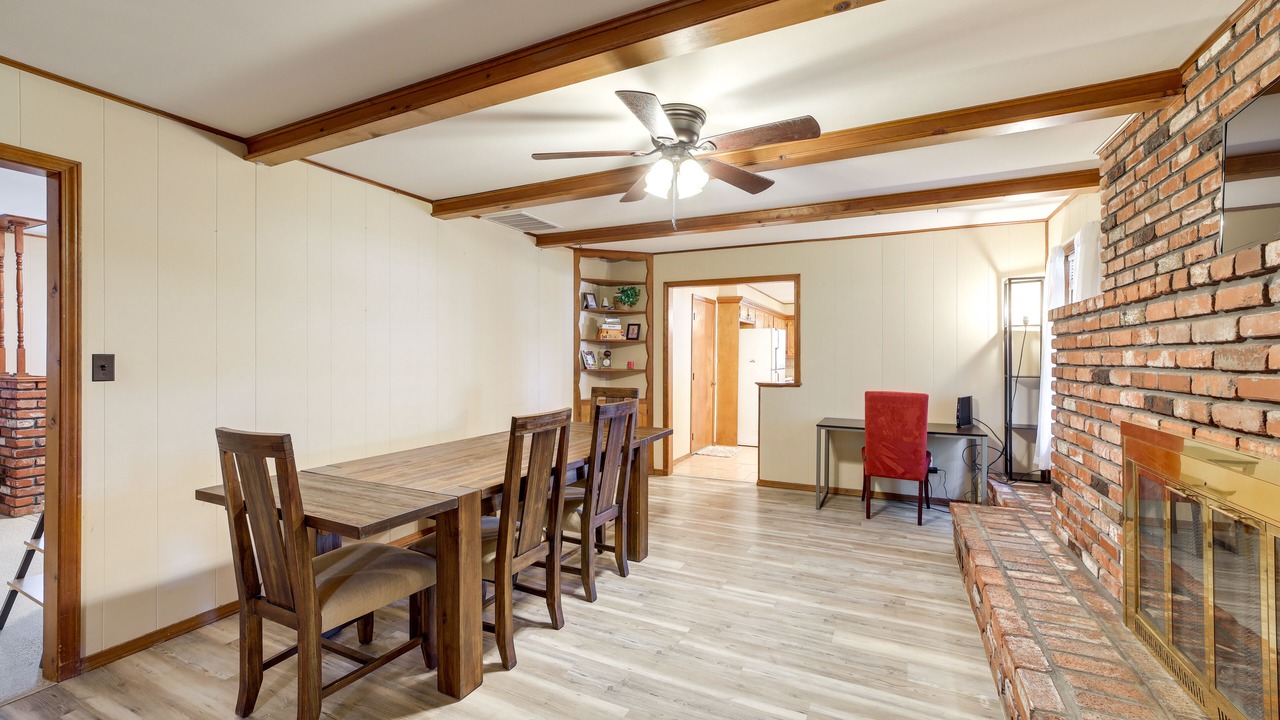 Photo of Livingroom in Bixby