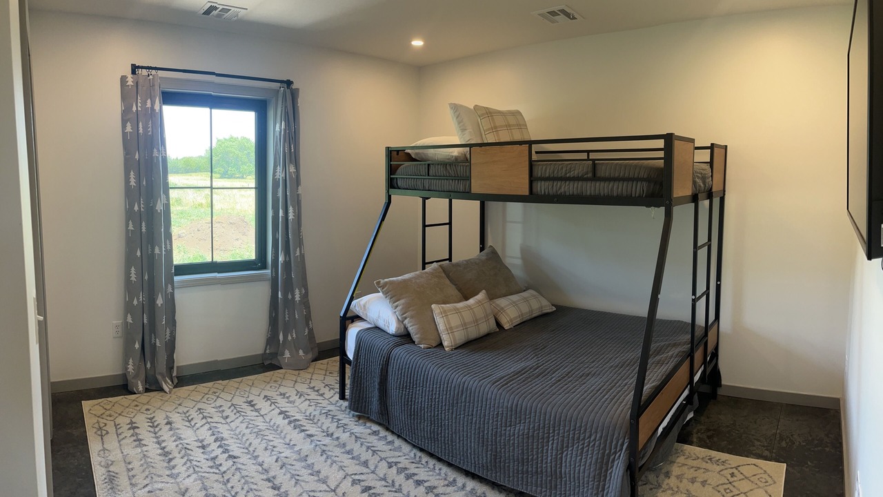 Photo of Bedroom in Fort Scott