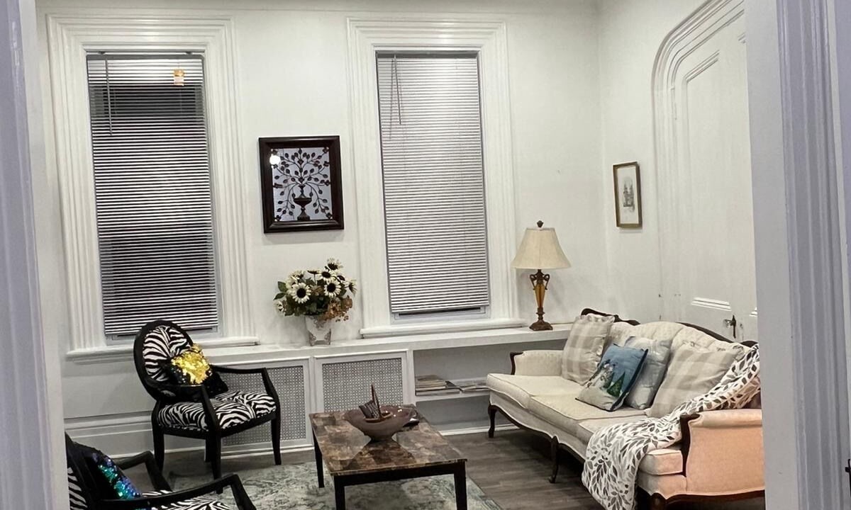 Photo of Livingroom in Brantford