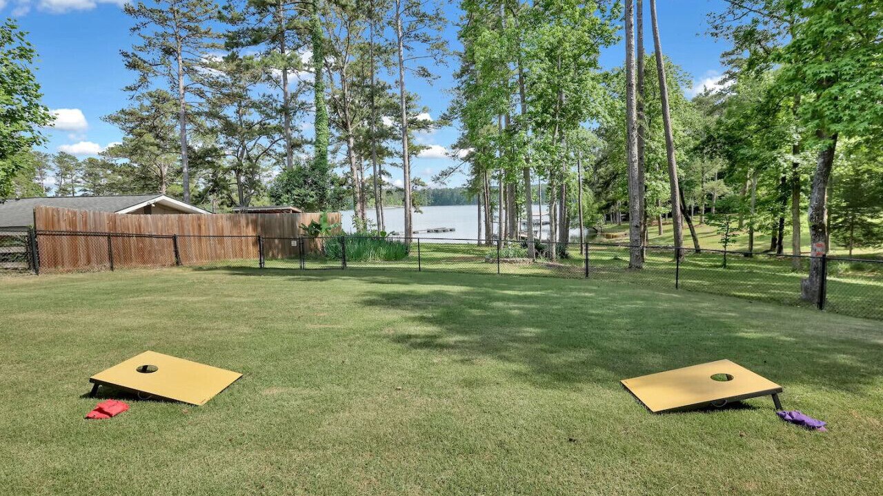 Photo of Outdoor in Appling