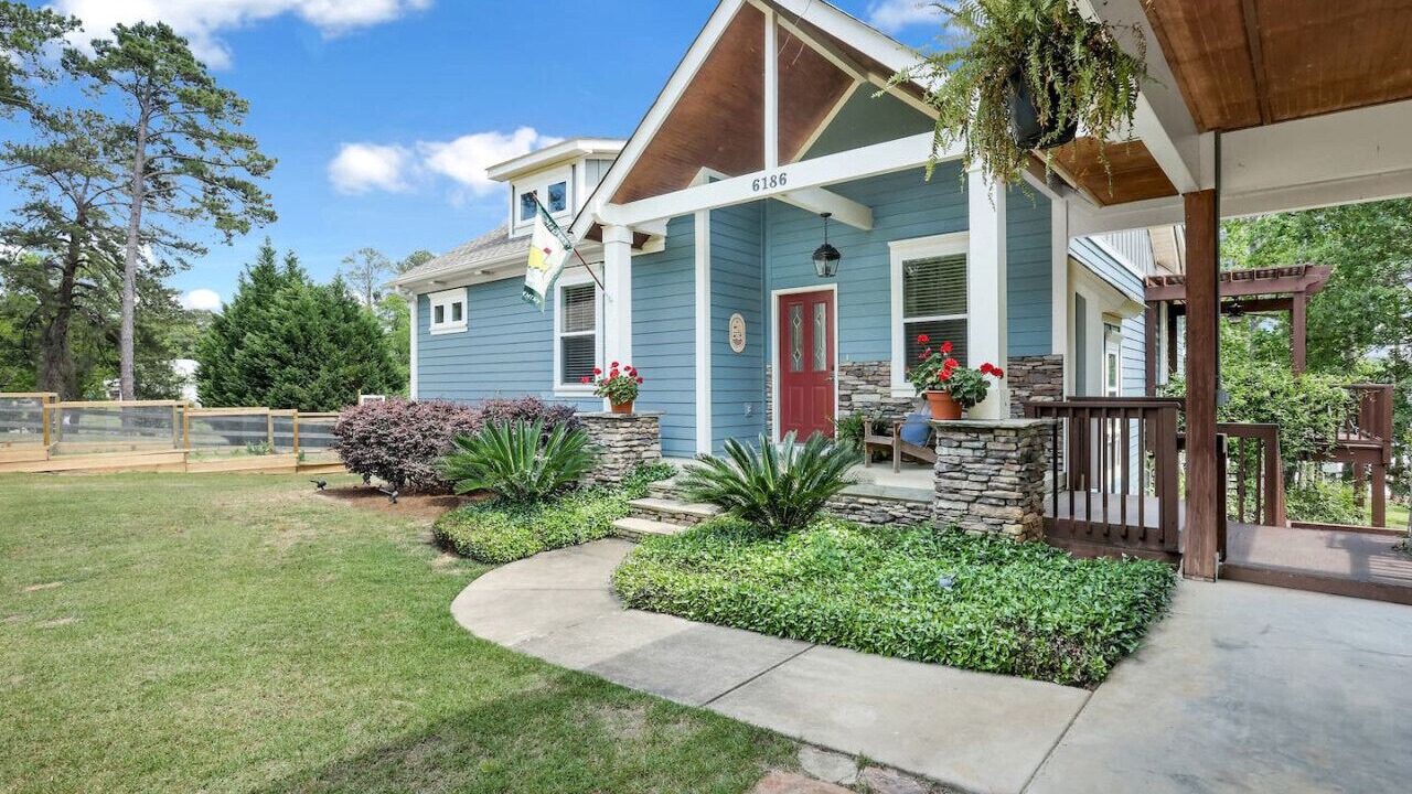 Photo of Outdoor in Appling