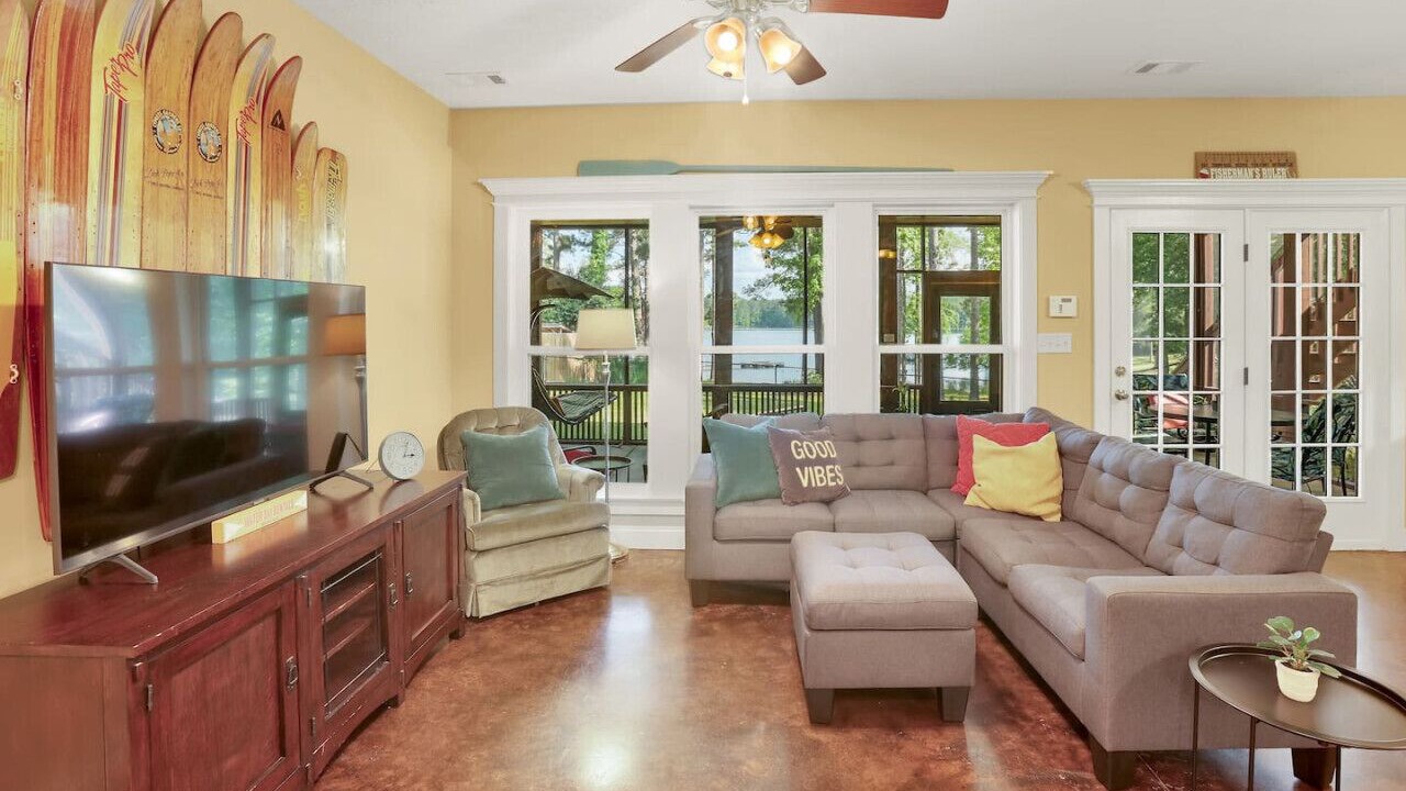 Photo of Livingroom in Appling