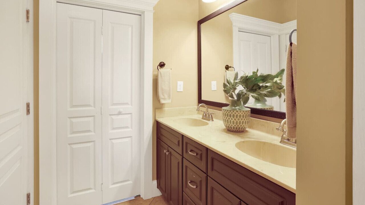 Photo of Bathroom in Appling