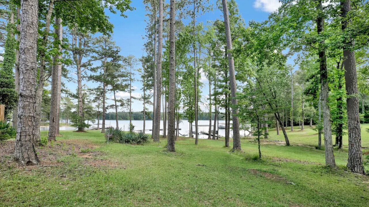 Photo of Outdoor in Appling