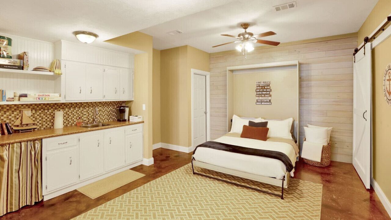 Photo of Bedroom in Appling