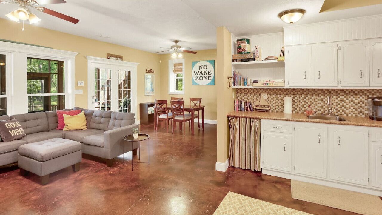 Photo of Livingroom in Appling