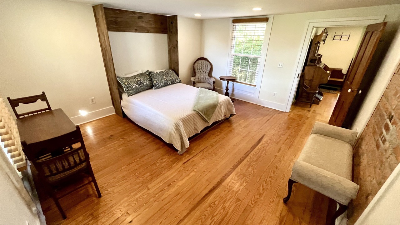 Photo of Bedroom in Blacksburg