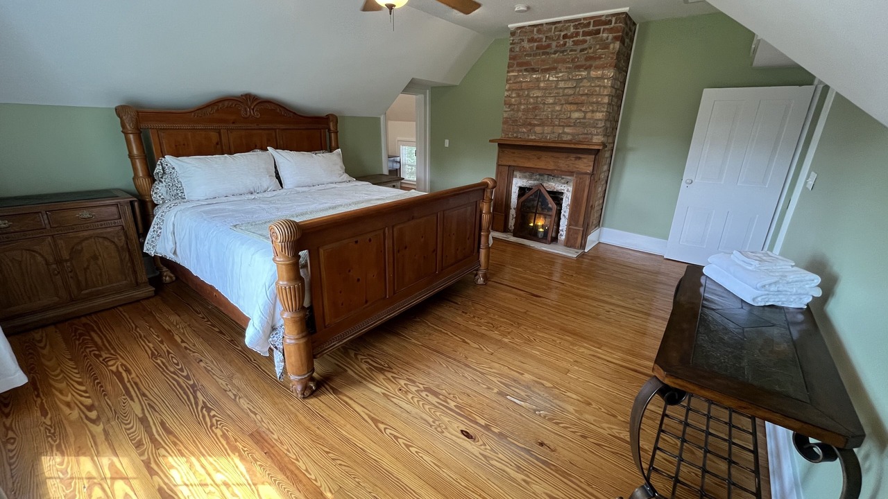 Photo of Bedroom in Blacksburg