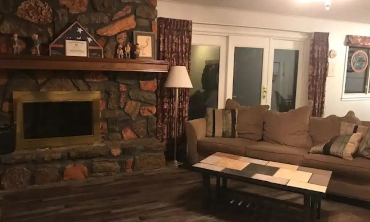 Photo of Livingroom in Grove