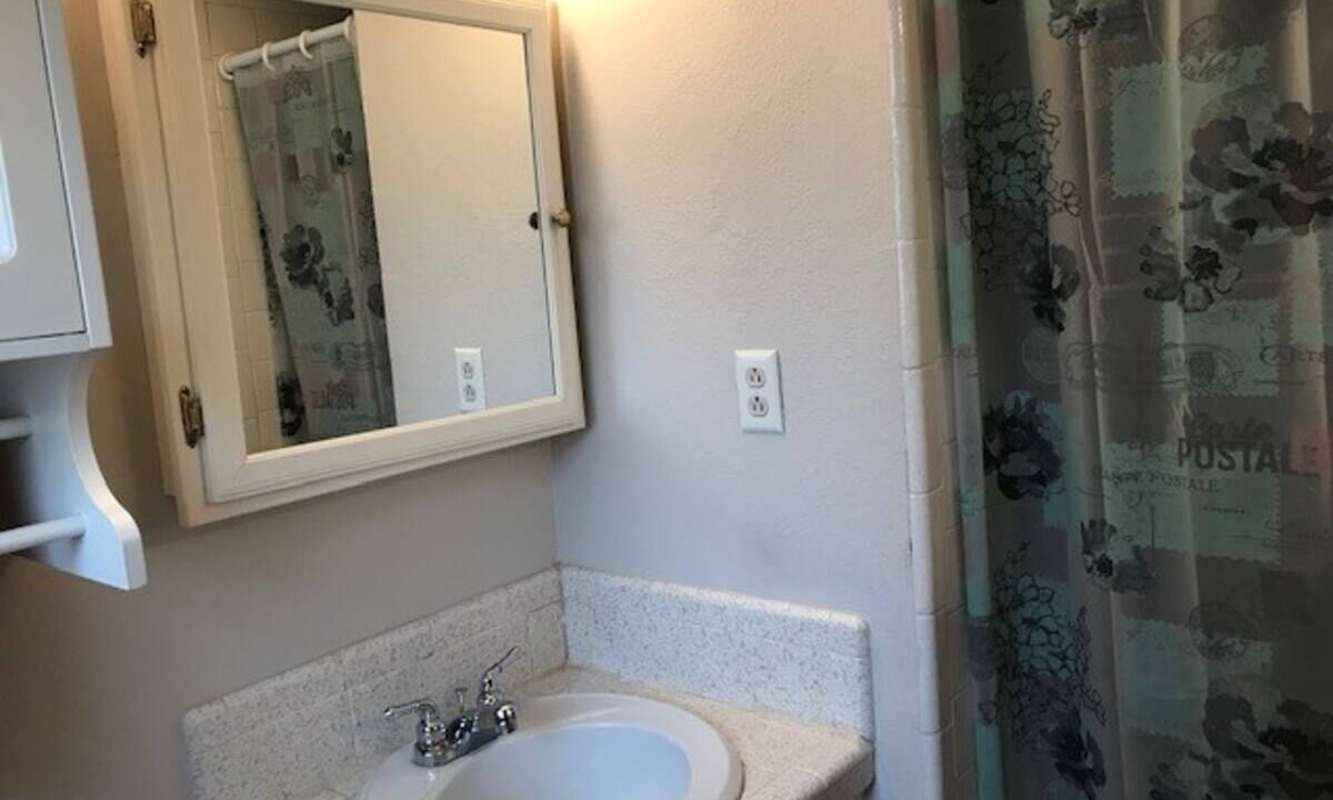 Photo of Bathroom in Grove