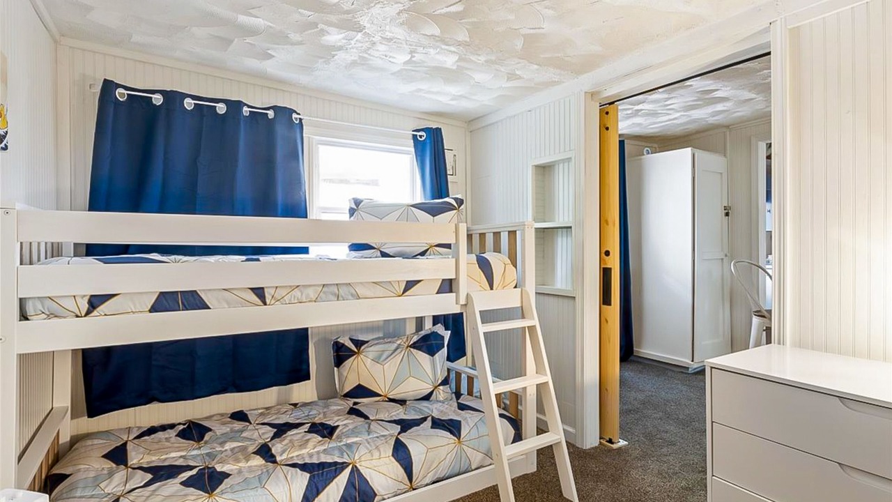 Photo of Bedroom in Gravois Mills