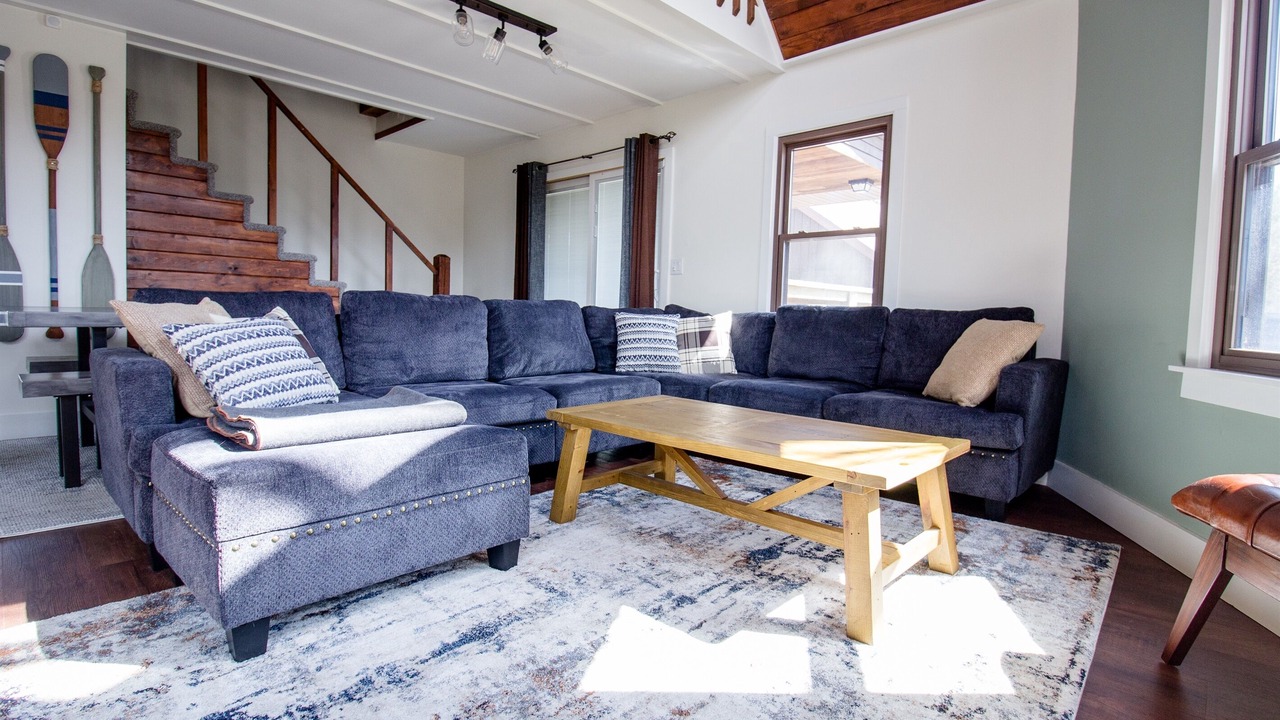 Photo of Livingroom in Reed City