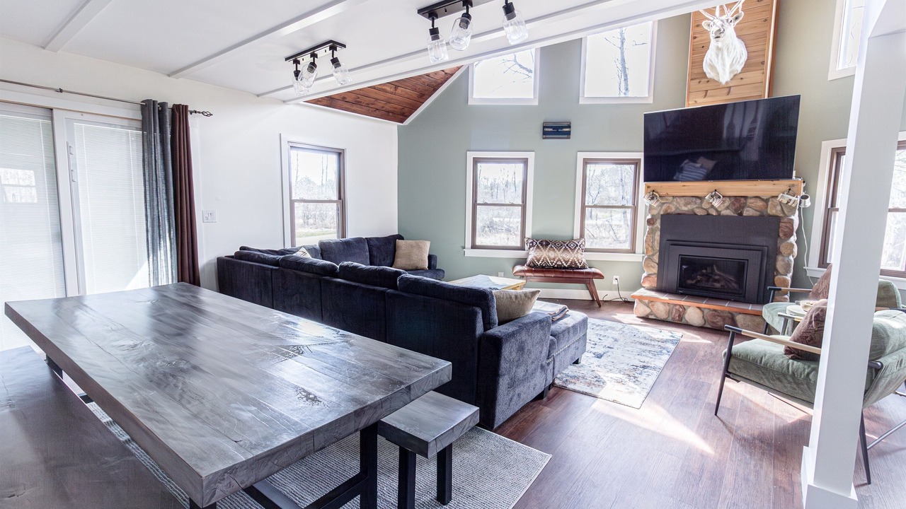 Photo of Livingroom in Reed City