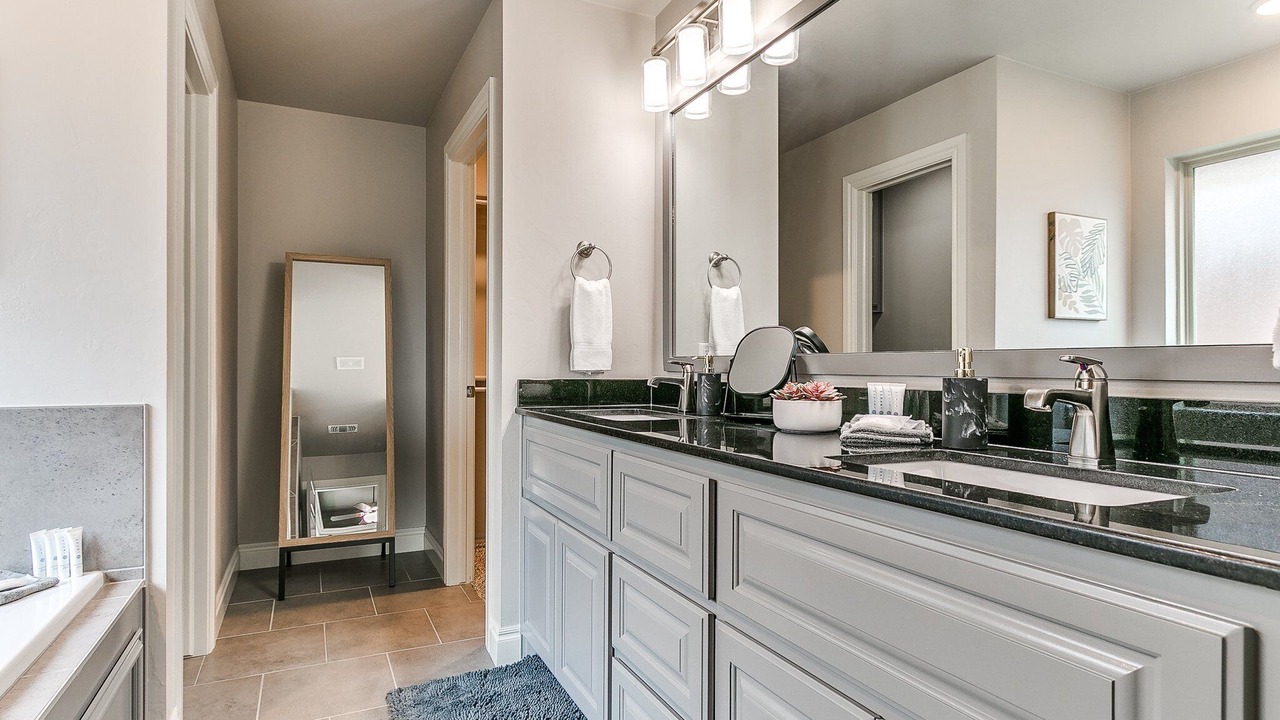 Photo of Bathroom in Moore