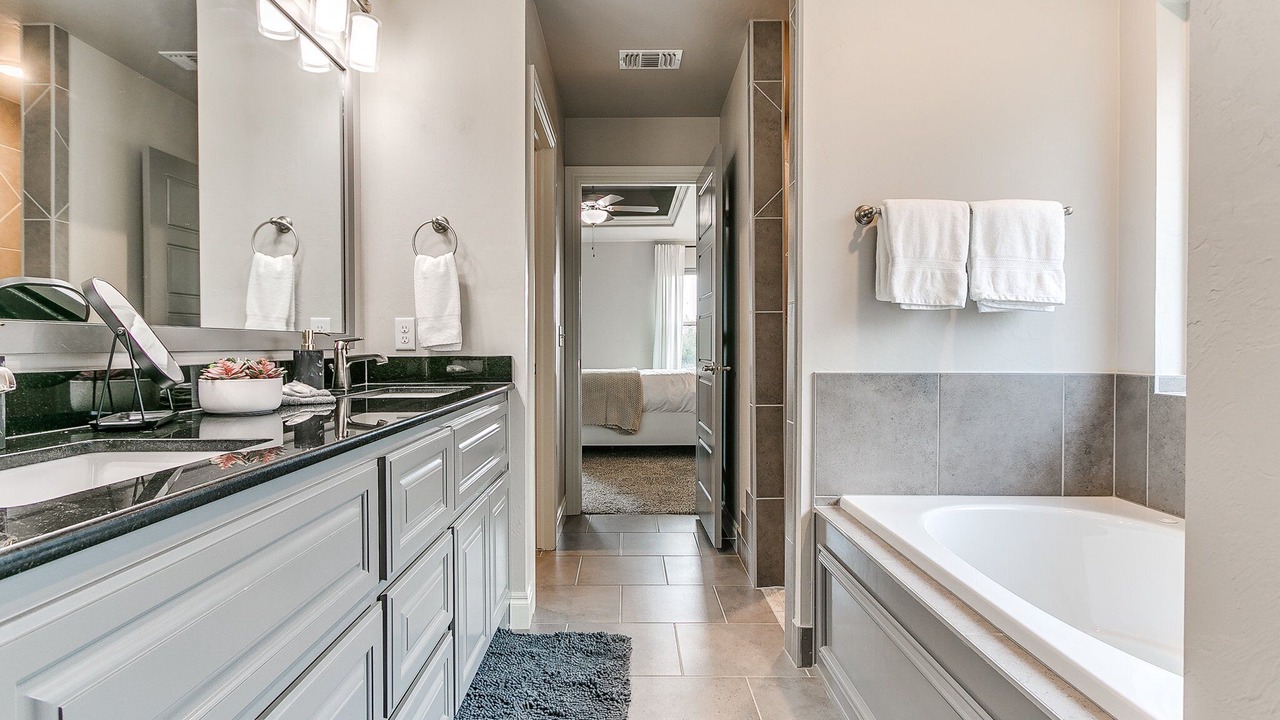 Photo of Bathroom in Moore