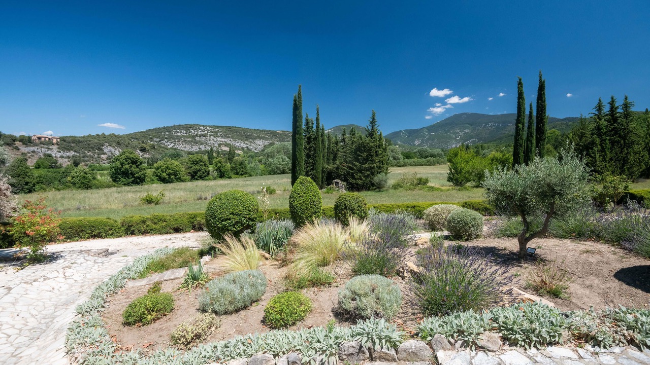 Photo of Outdoor in Malaucene