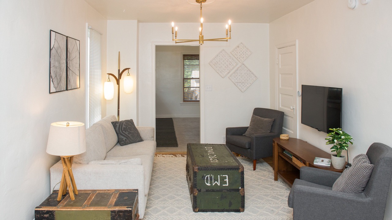Photo of Livingroom in Ames