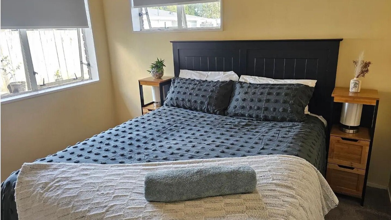 Photo of Bedroom in Otumoetai