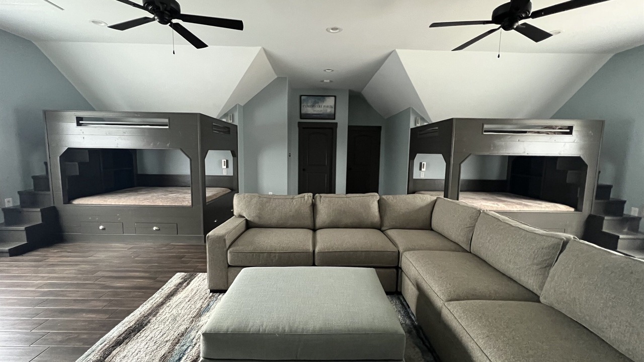 Photo of Bedroom in Milam